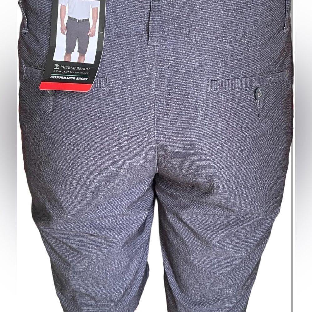 Pebble Beach Men's Black and Gray Shorts - Picture 3 of 3